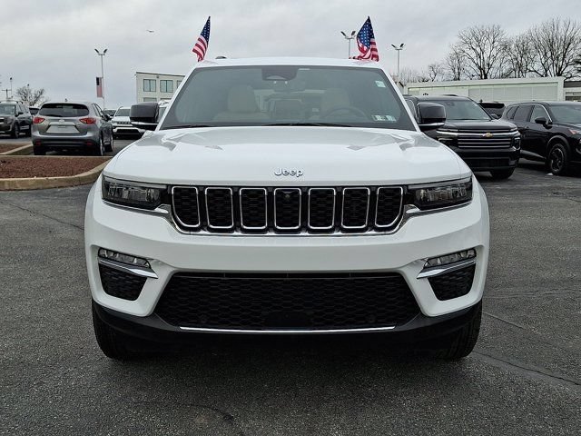 Certified 2022 Jeep Grand Cherokee Limited 4xe w/ Luxury Tech Group II AWD/4WD image 2