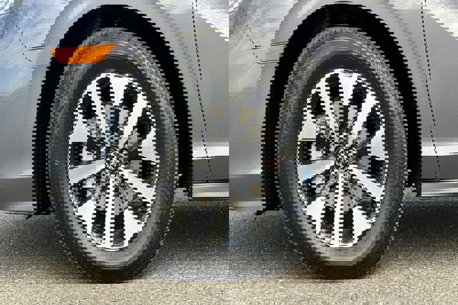 New 2026 Honda Odyssey EX-L image 32