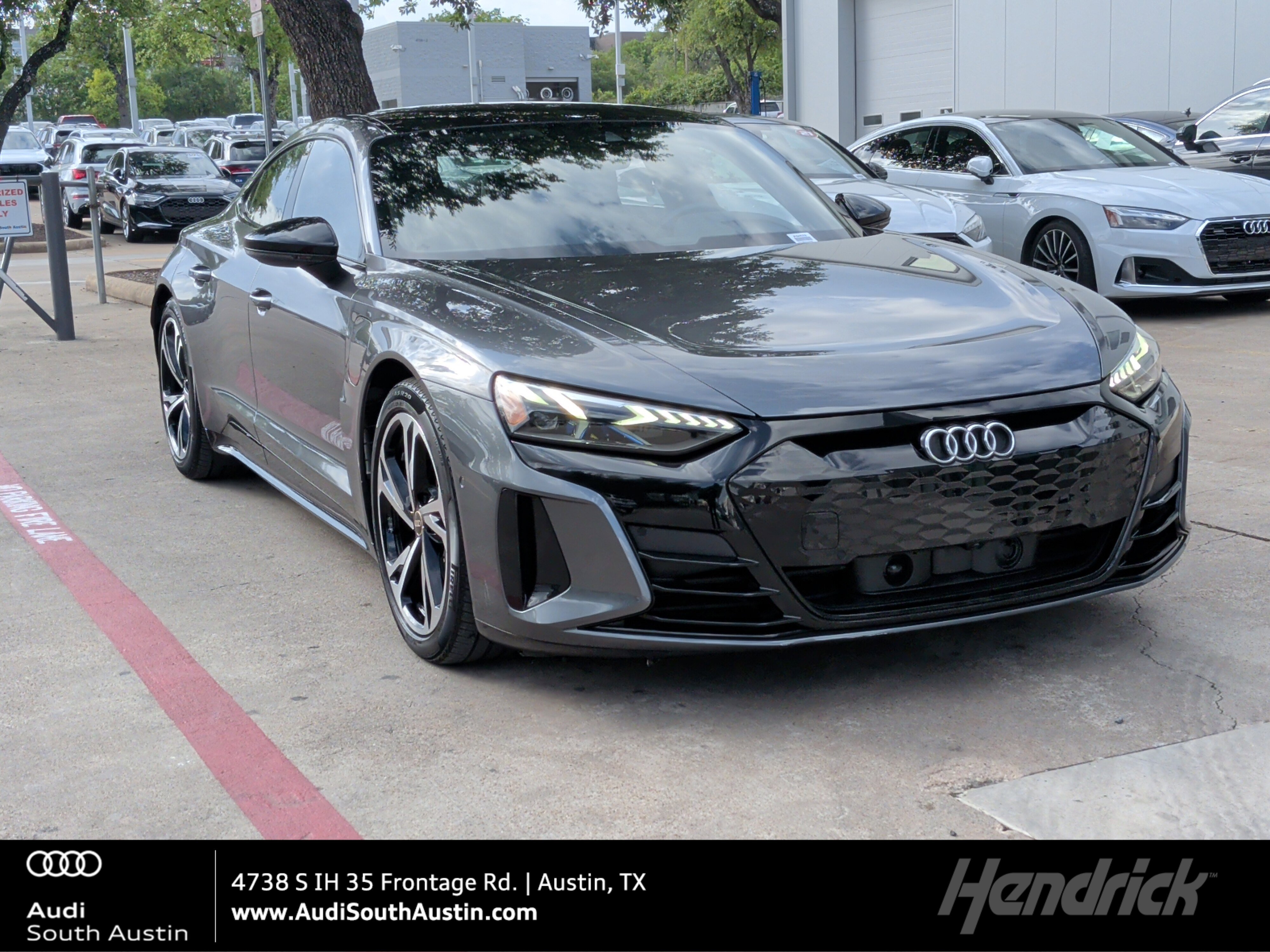 Certified 2022 Audi e-tron GT Prestige w/ Prestige Package AWD/4WD image 1