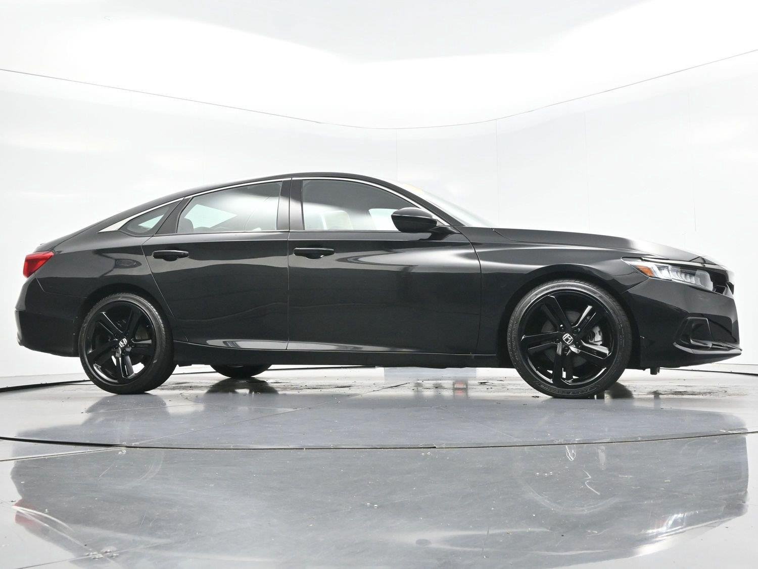 Used 2021 Honda Accord Sport image 36