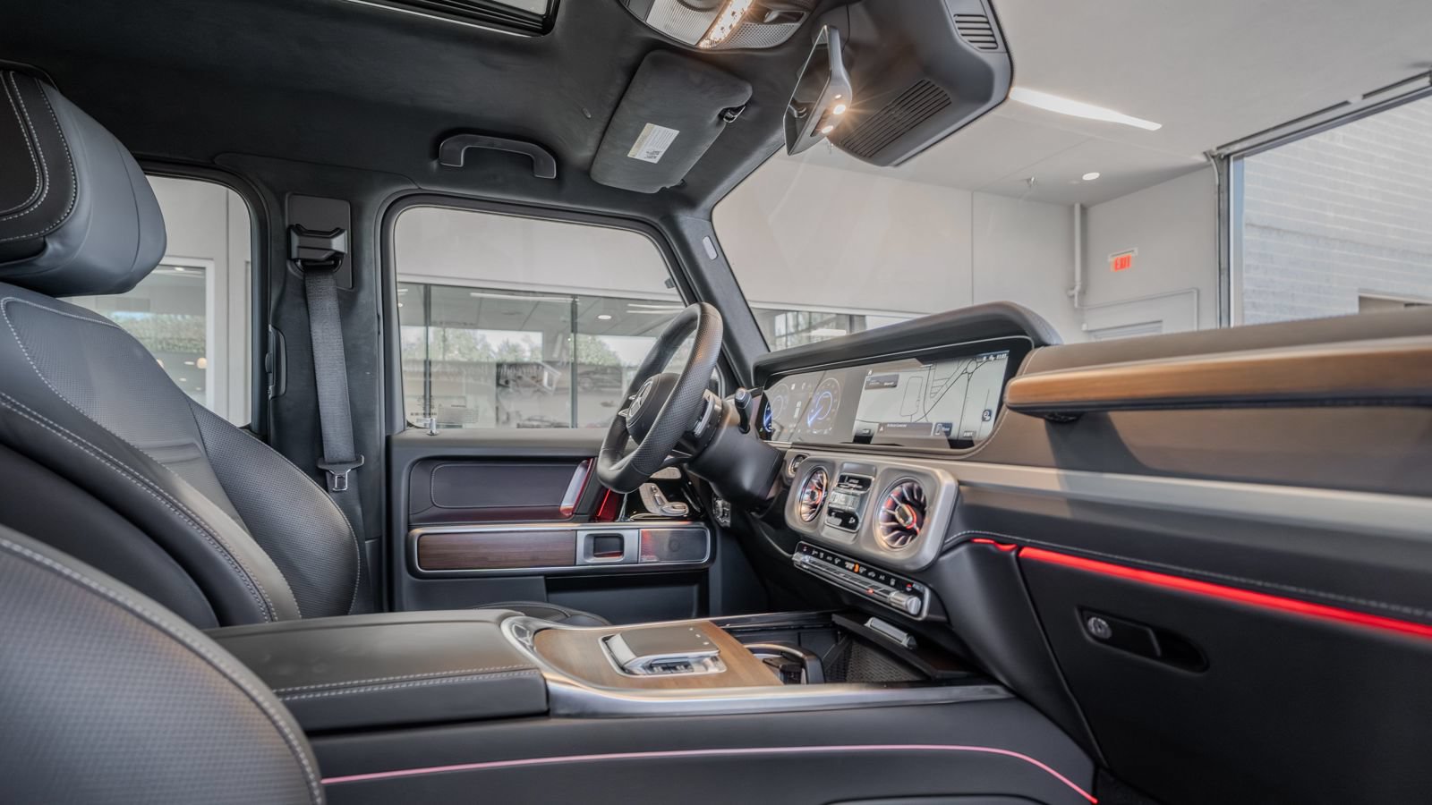 Used 2025 Mercedes-Benz G 580 w/ EQ Technology image 17