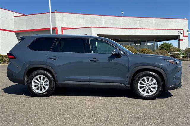 Certified 2024 Toyota Grand Highlander AWD image 6