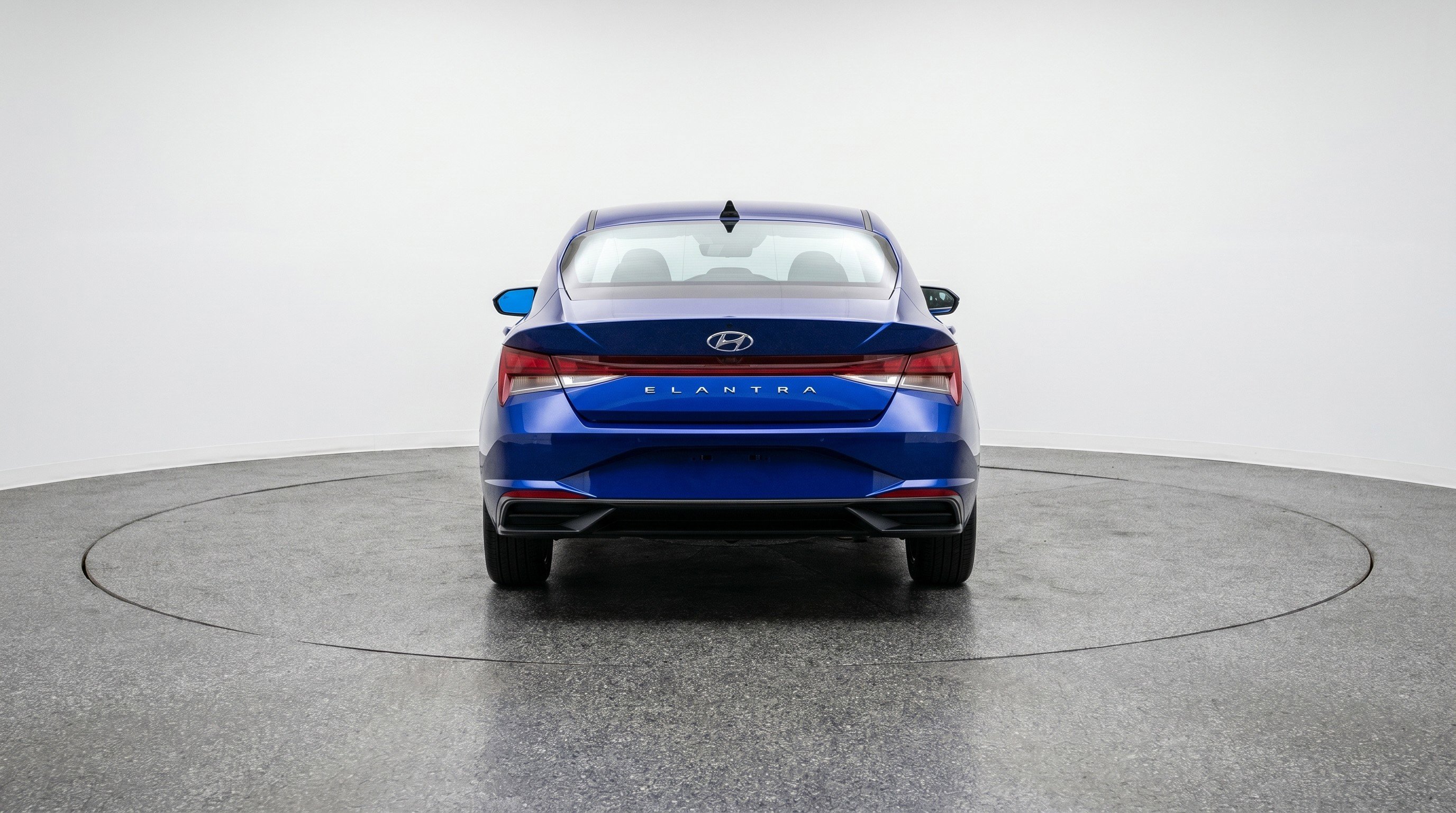 Used 2025 Hyundai Elantra SEL FWD image 7
