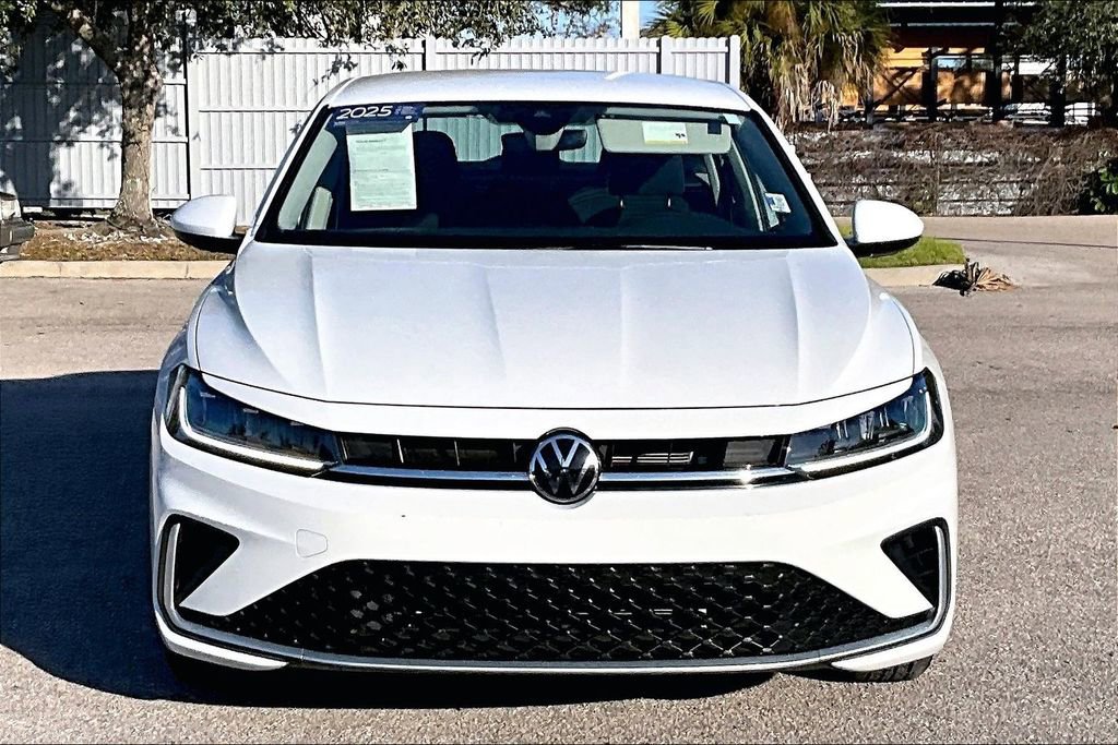 Certified 2025 Volkswagen Jetta S image 10