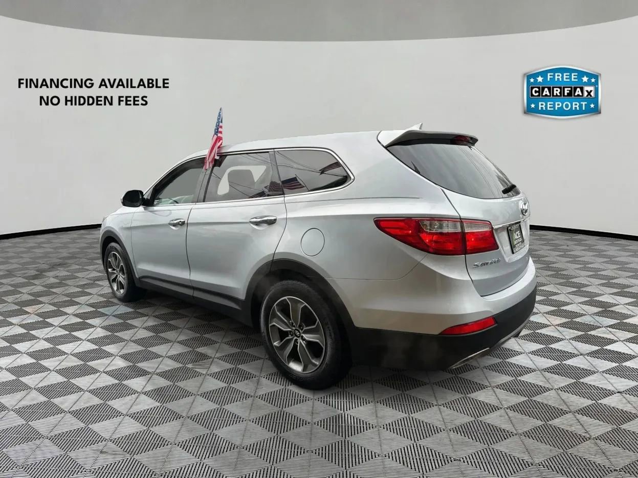 Used 2013 Hyundai Santa Fe GLS image 7