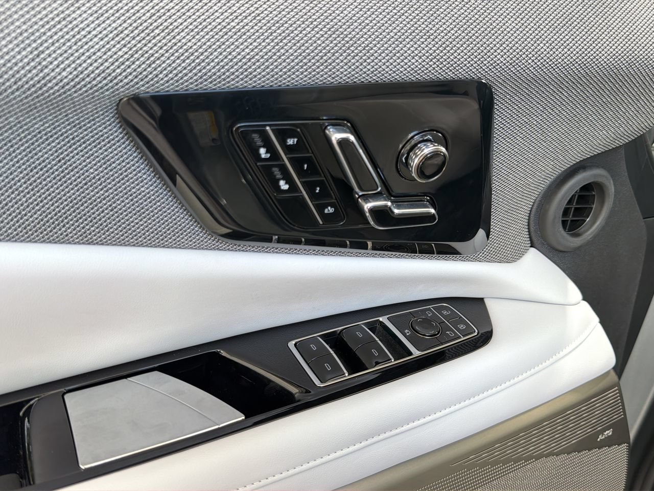 New 2027 Cadillac Optiq Sport RWD image 11