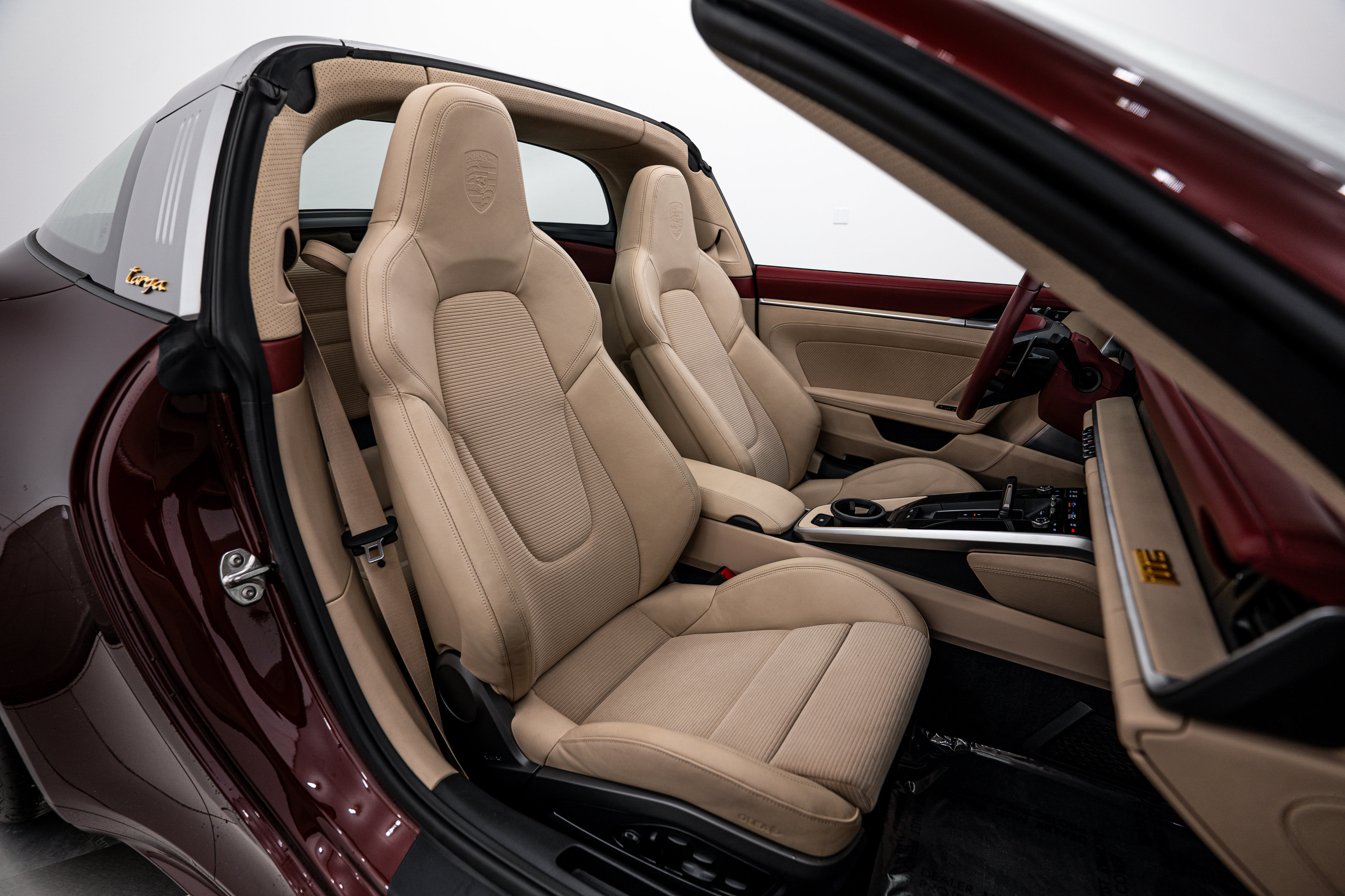 Certified 2021 Porsche 911 Targa 4S Heritage Design image 14