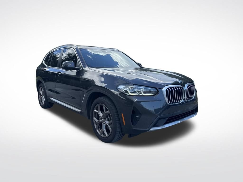 Used 2024 BMW X3 sDrive30i w/ Convenience Package w/ZPA RWD image 2