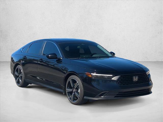 Used 2025 Honda Accord Sport image 3