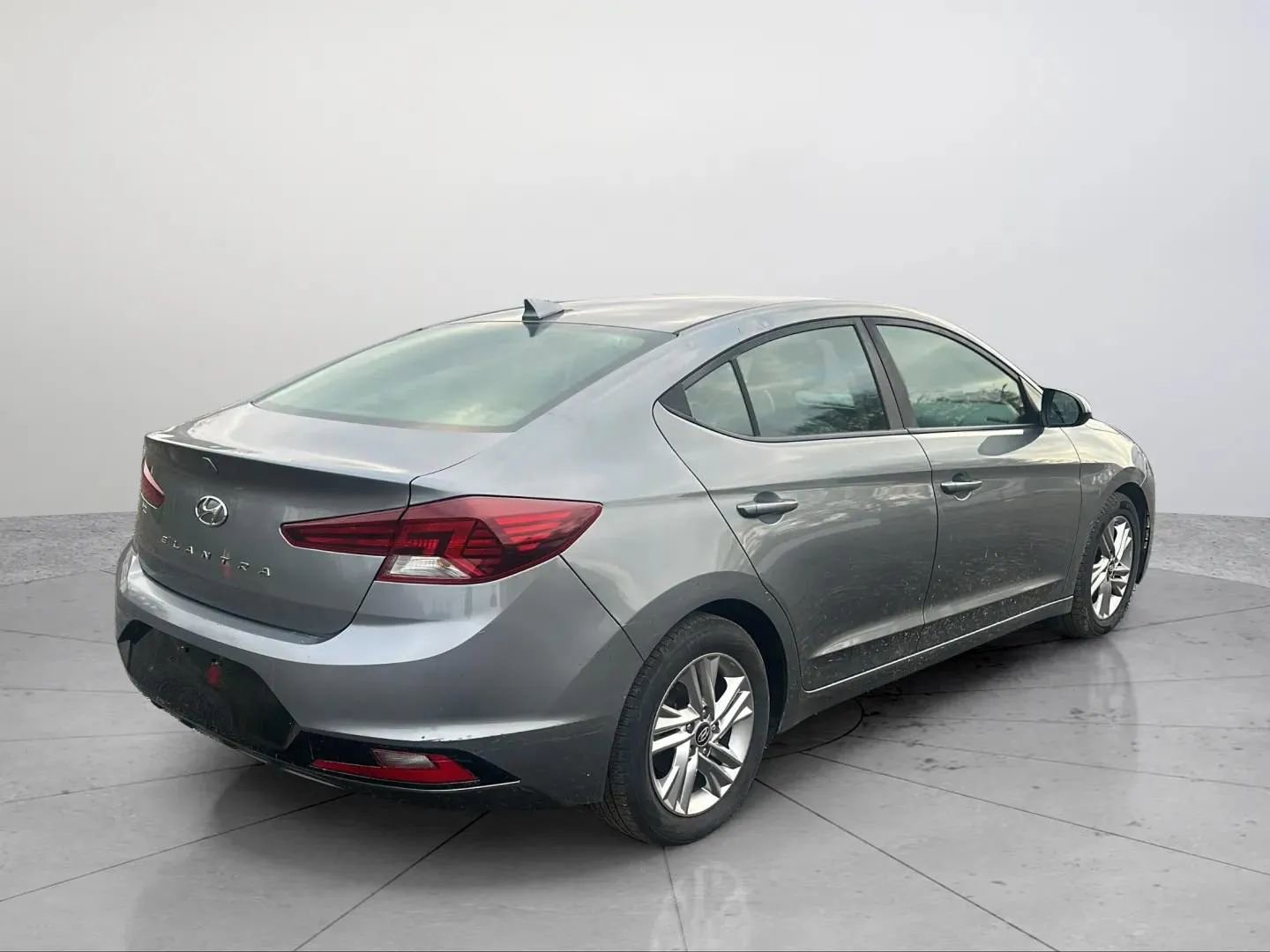 Used 2019 Hyundai Elantra SEL image 13