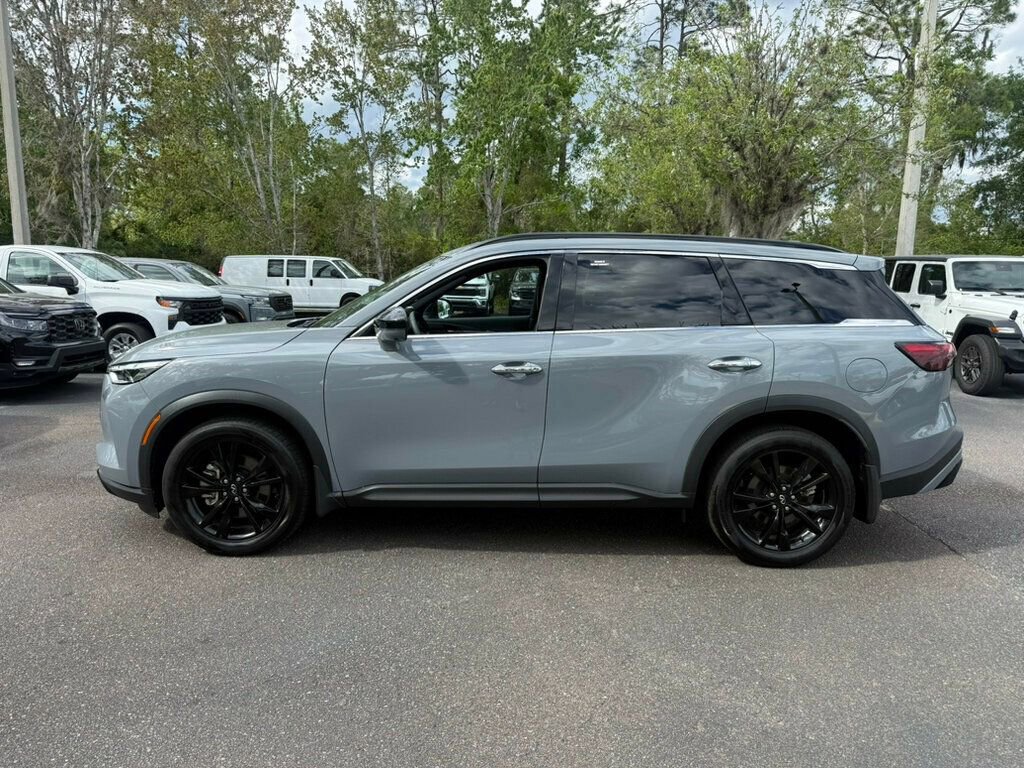 Used 2025 INFINITI QX60 Luxe w/ Black Edition FWD image 2