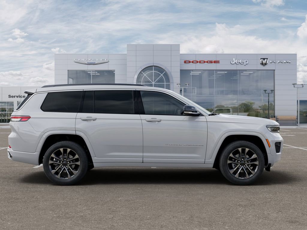 New 2025 Jeep Grand Cherokee L Overland w/ Rear Seat Video Group I AWD/4WD image 22