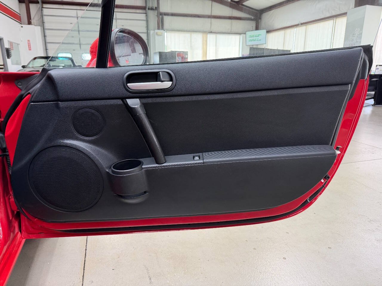 Used 2007 MAZDA MX-5 Miata Touring RWD image 12