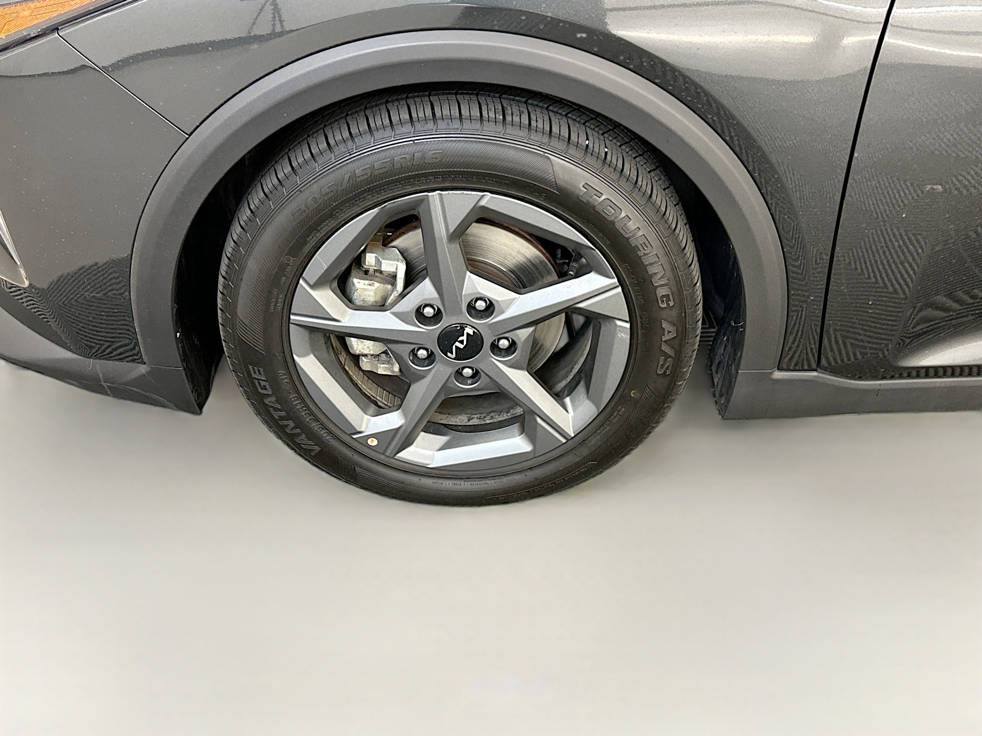 Used 2025 Kia K4 LXS image 11