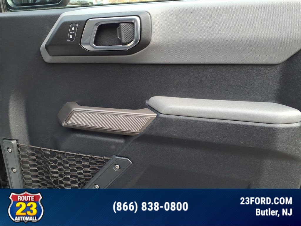Certified 2023 Ford Bronco Black Diamond image 9
