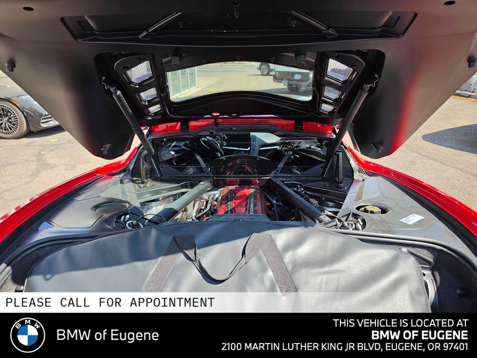 Used 2024 Chevrolet Corvette Stingray Premium Cpe w/ Z51 Performance Package RWD image 17