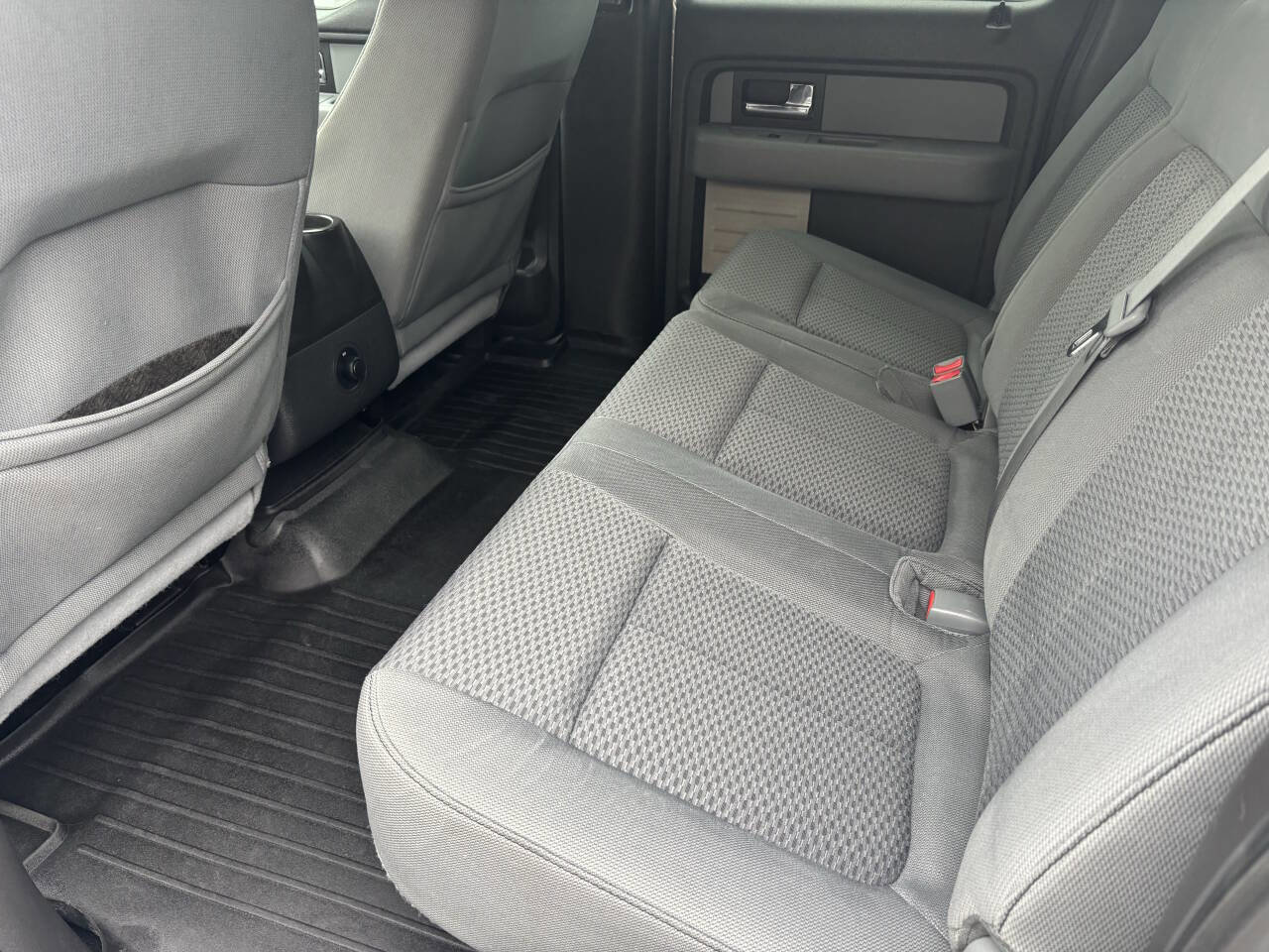 Used 2013 Ford F150 XLT w/ Luxury Equipment Group image 12