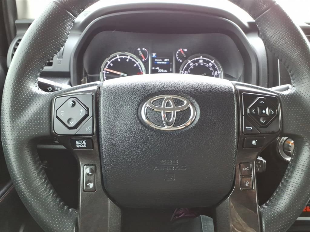 Used 2020 Toyota 4Runner TRD Off-Road Premium image 16