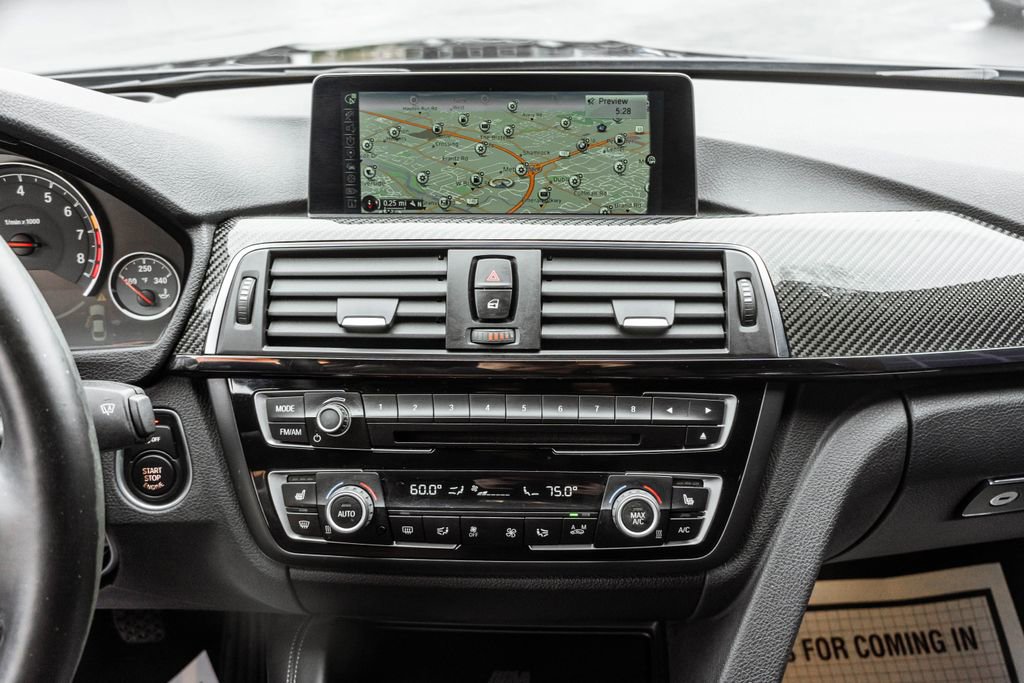 Used 2016 BMW M4 Coupe image 17