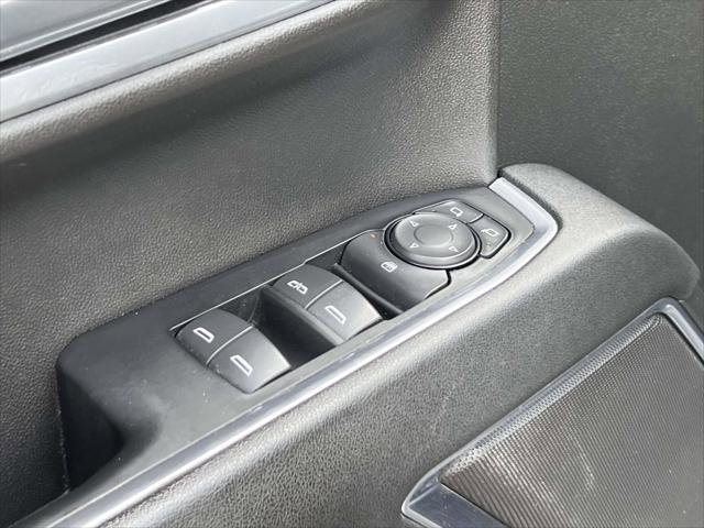 Used 2022 GMC Sierra 1500 Elevation w/ LPO, Elevation Black Package image 19