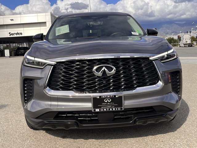 Certified 2025 INFINITI QX60 Pure image 3