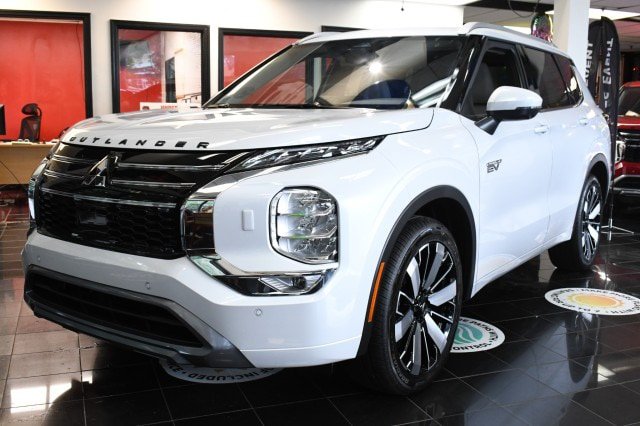 New 2026 Mitsubishi Outlander SEL AWD/4WD image 1