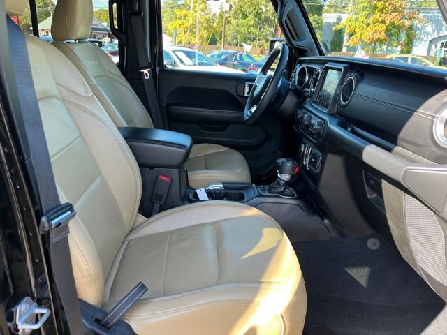 Used 2018 Jeep Wrangler Unlimited Sahara w/ Dual Top Group image 18