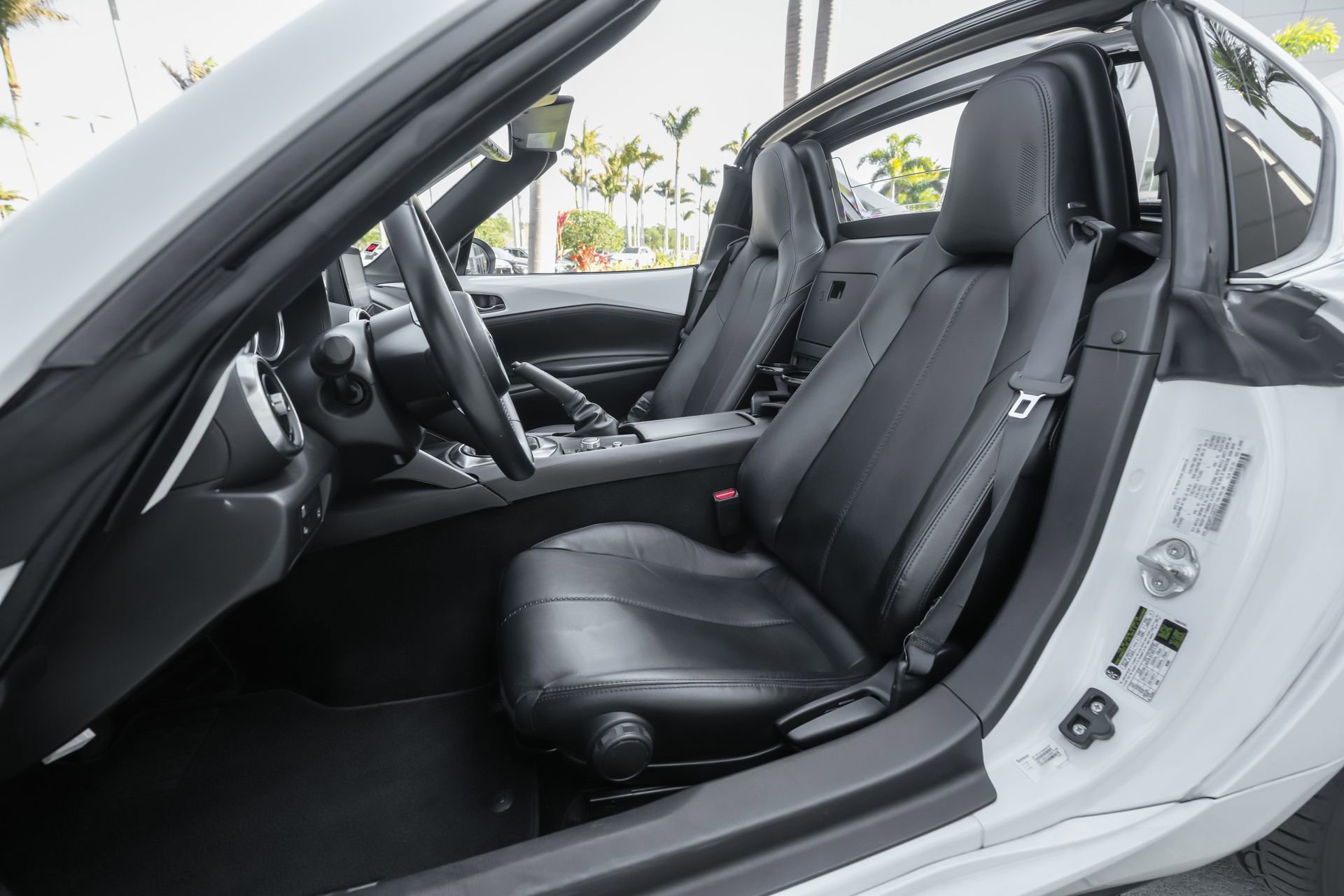 Used 2018 MAZDA MX-5 Miata RF Grand Touring image 7