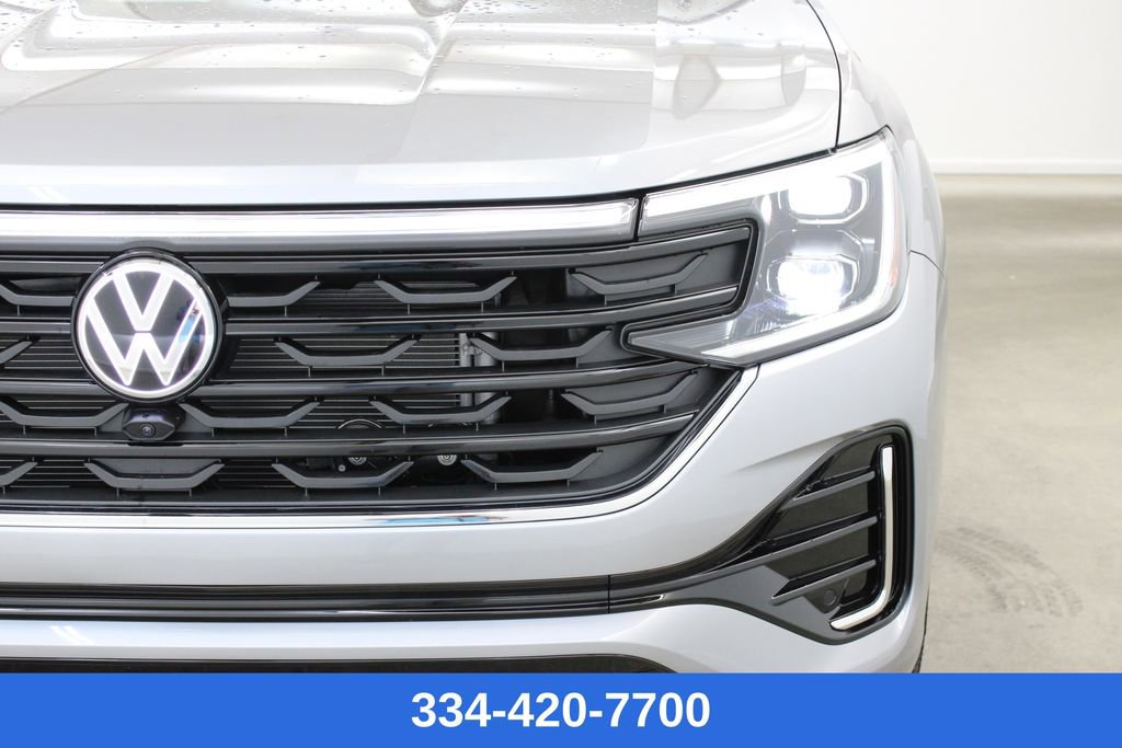 New 2025 Volkswagen Atlas Cross Sport SEL Premium R-Line image 8