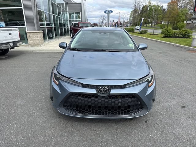 Used 2020 Toyota Corolla LE FWD image 3
