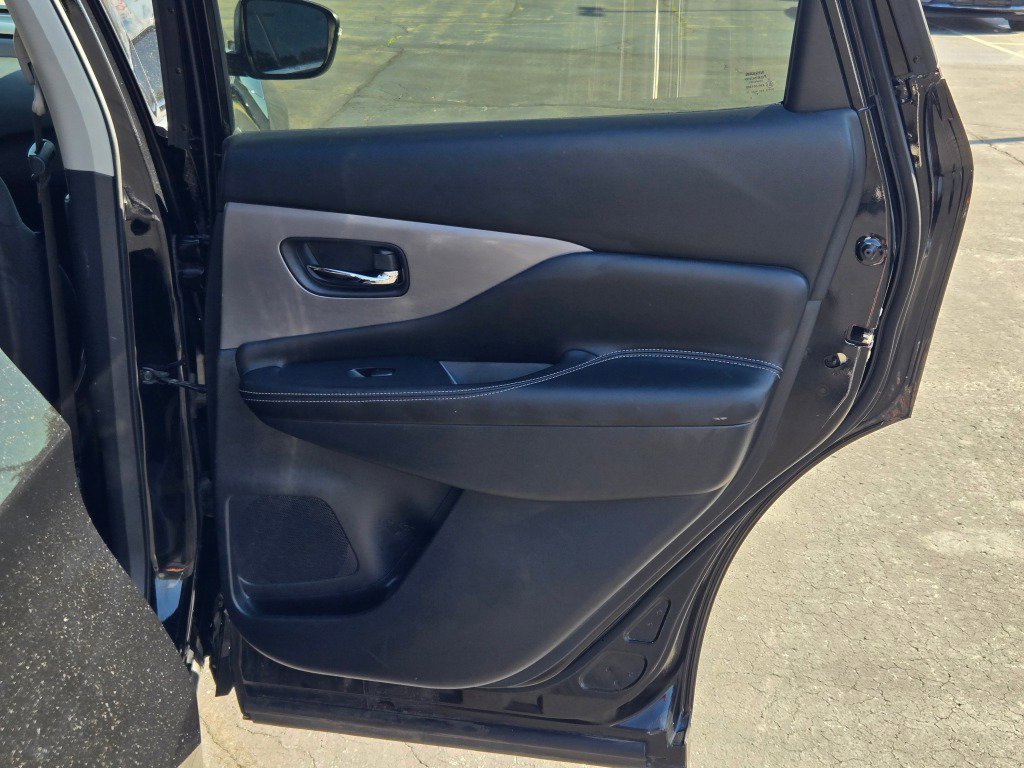 Used 2020 Nissan Murano SV image 9