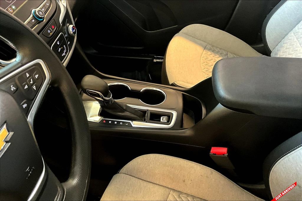 Used 2022 Chevrolet Equinox LS image 13