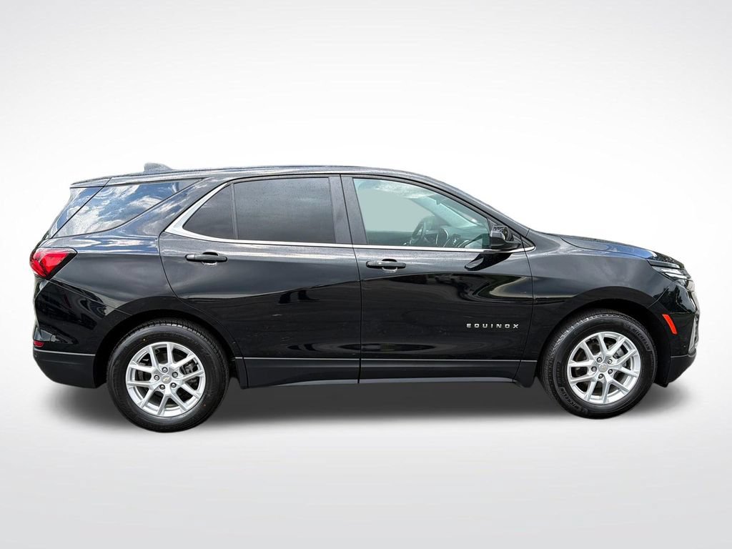 Used 2024 Chevrolet Equinox LT FWD image 8