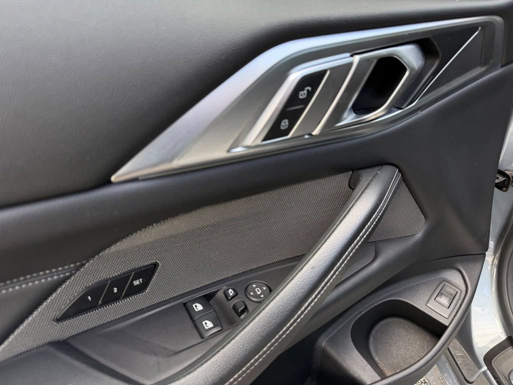 Used 2022 BMW 430i Coupe w/ Convenience Package RWD image 14