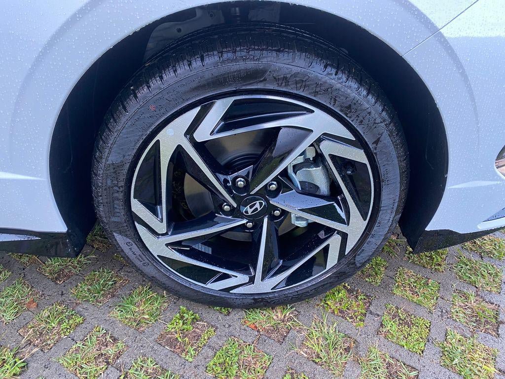 New 2026 Hyundai Sonata SEL FWD image 9