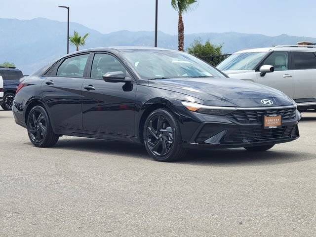 New 2026 Hyundai Elantra SEL Sport FWD image 32