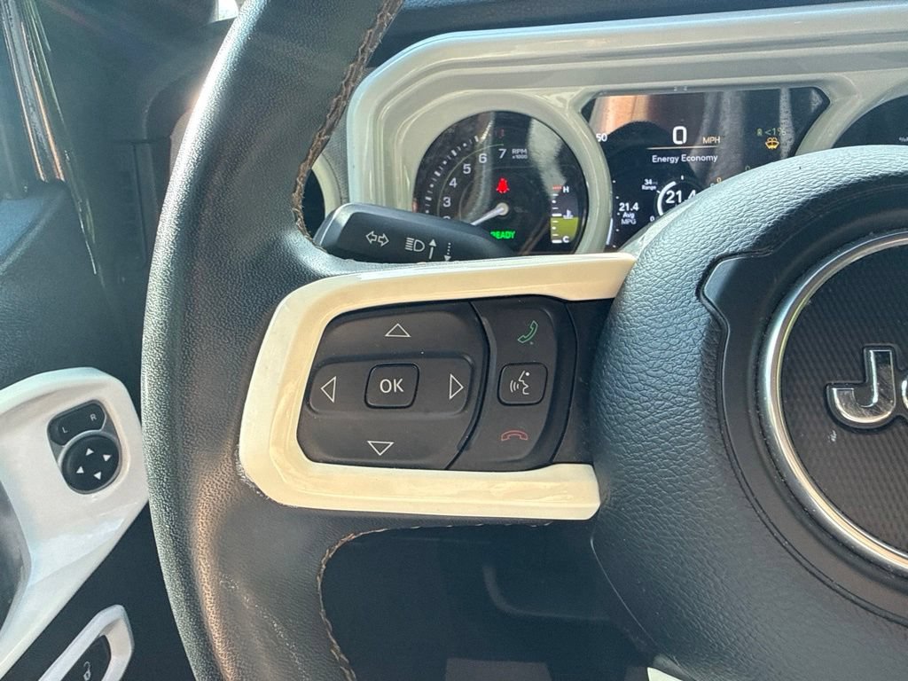 Used 2024 Jeep Wrangler Unlimited w/ Convenience Group AWD/4WD image 15