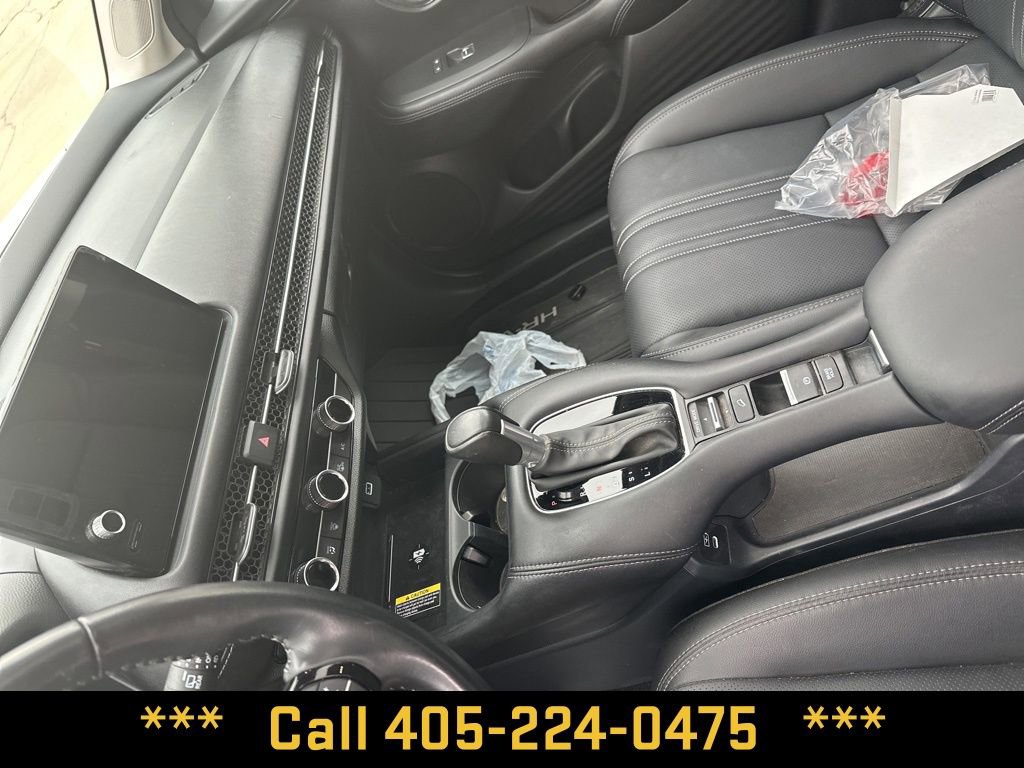 Used 2025 Honda HR-V EX-L image 14