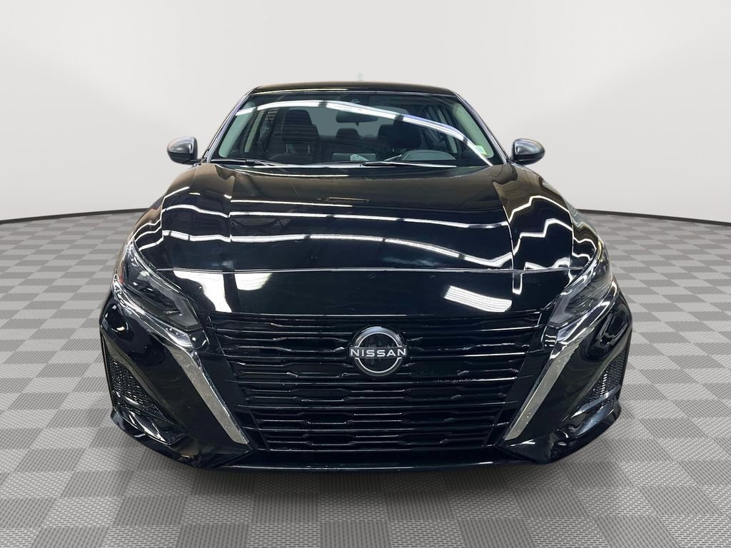 Used 2025 Nissan Altima 2.5 S image 8