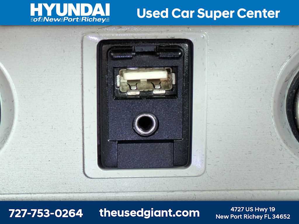 Used 2015 Toyota Avalon XLE Touring FWD image 27