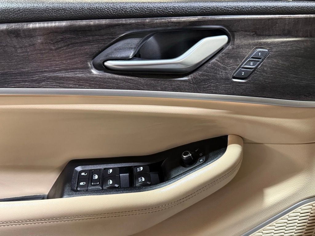 Certified 2023 Jeep Grand Cherokee Limited image 28