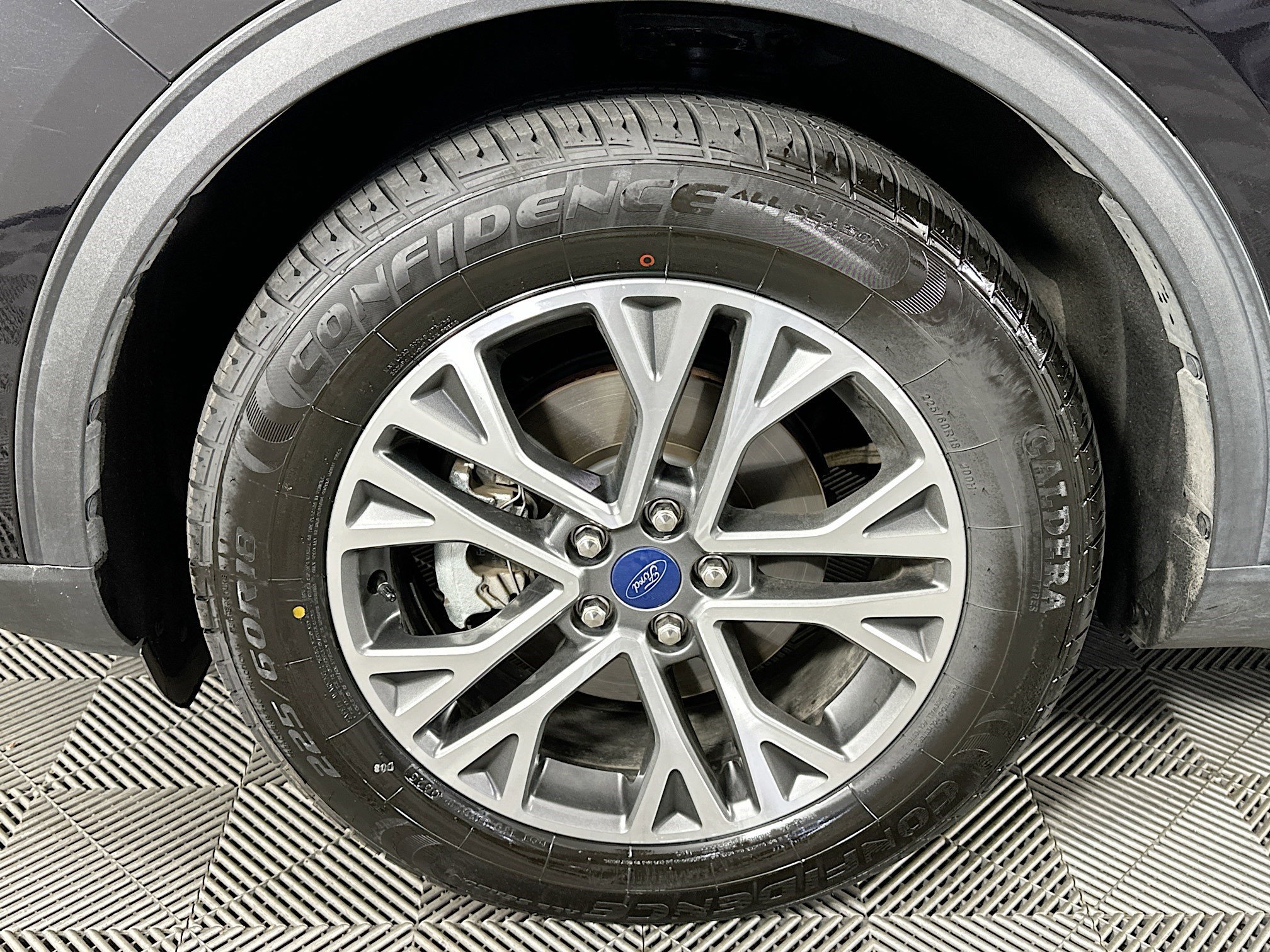 Used 2020 Ford Escape SEL image 35