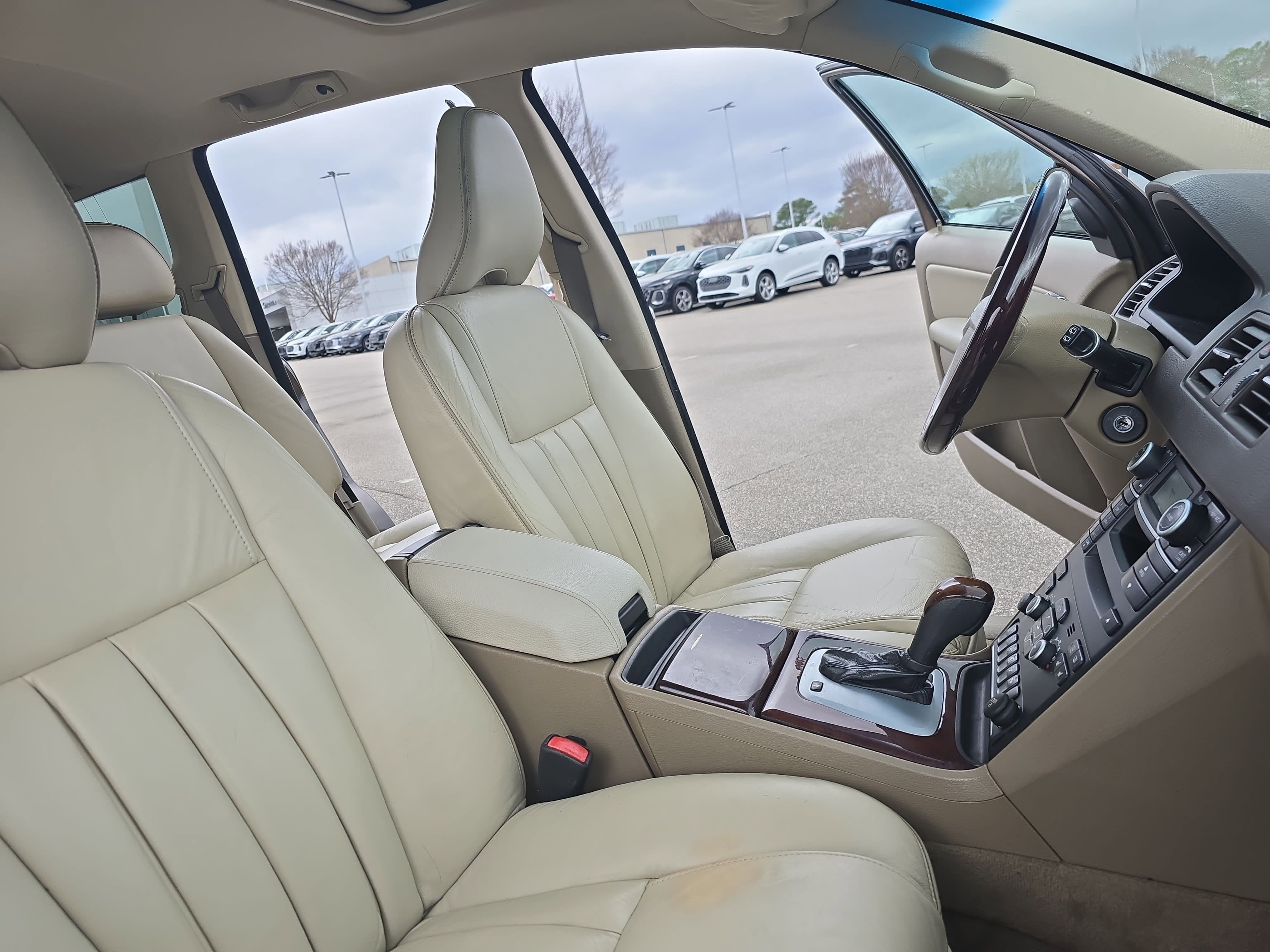 Used 2013 Volvo XC90 3.2 image 10