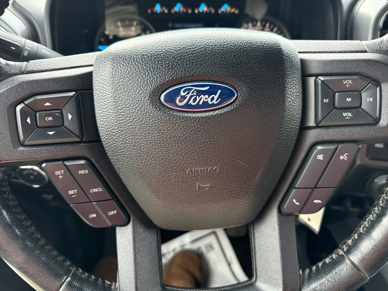 Used 2018 Ford F150 XLT w/ Equipment Group 302A Luxury image 17