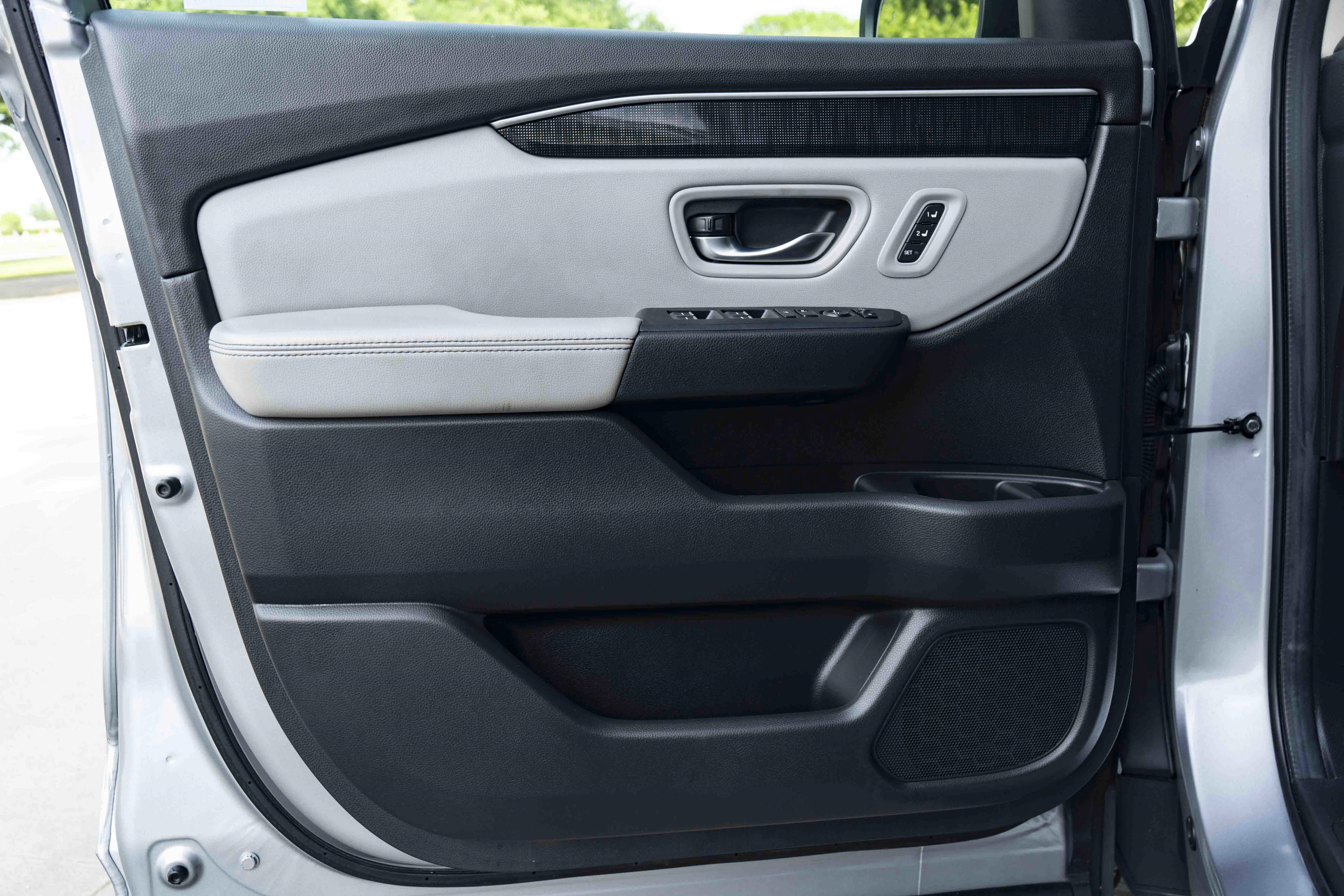 Used 2024 Honda Pilot Elite image 38