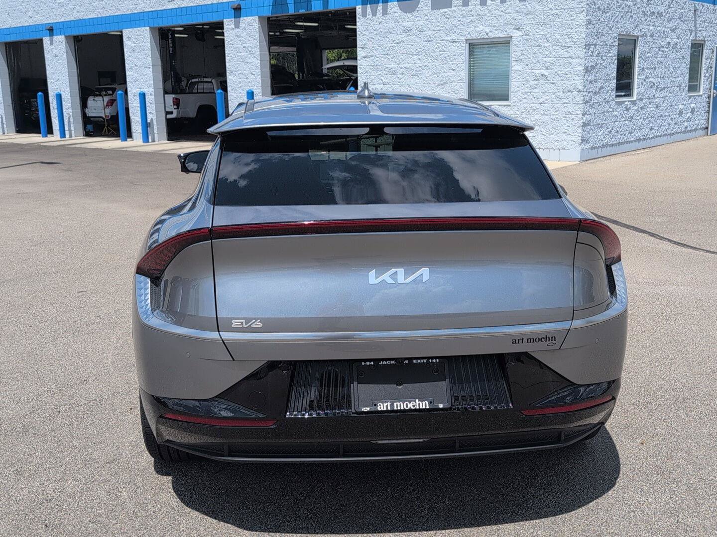 Used 2023 Kia EV6 Wind w/ Wind Technology Package AWD/4WD image 5