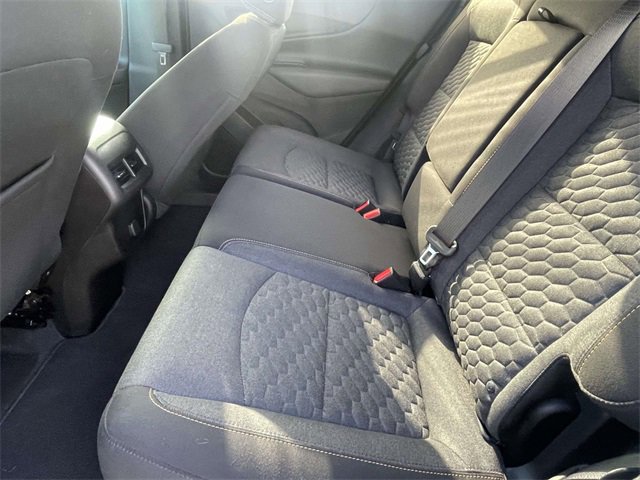 Used 2018 Chevrolet Equinox LT image 12