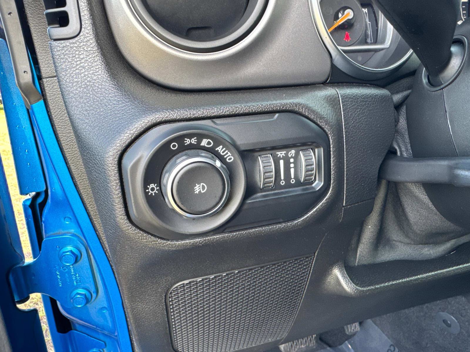 Certified 2021 Jeep Wrangler Unlimited Sport image 32