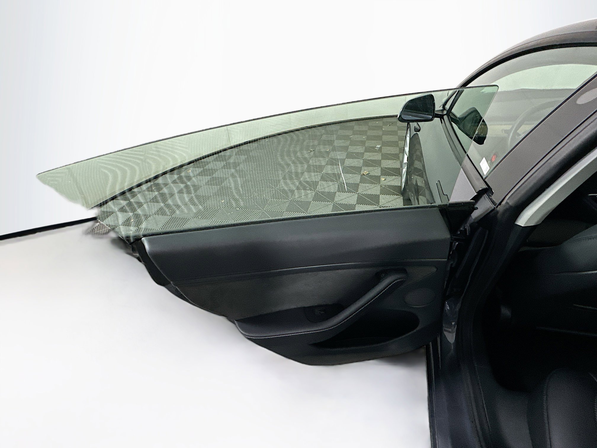 Used 2023 Tesla Model 3 Standard Range image 25