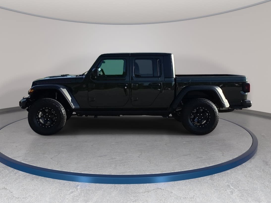 Used 2022 Jeep Gladiator Rubicon w/ Trailer Tow Package AWD/4WD image 8